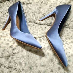 NWOT Blue satin heels